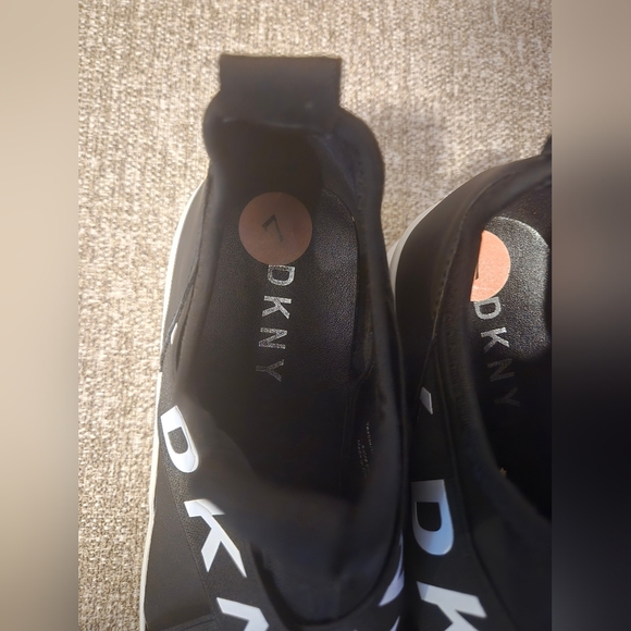 DKNY Black and White Slip-On Platforms - Picture 2 of 6